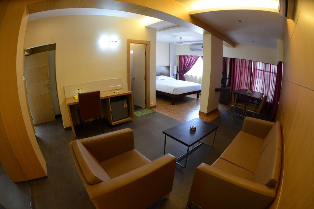 Hotel Ayush International Mangalore Chambre photo