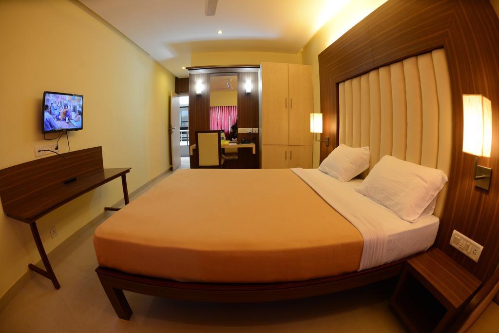 Hotel Ayush International Mangalore Chambre photo