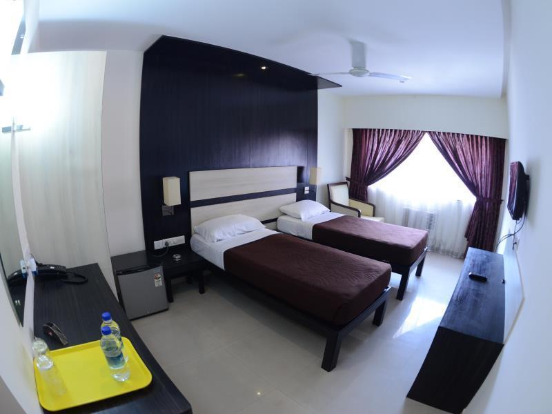 Hotel Ayush International Mangalore Extérieur photo